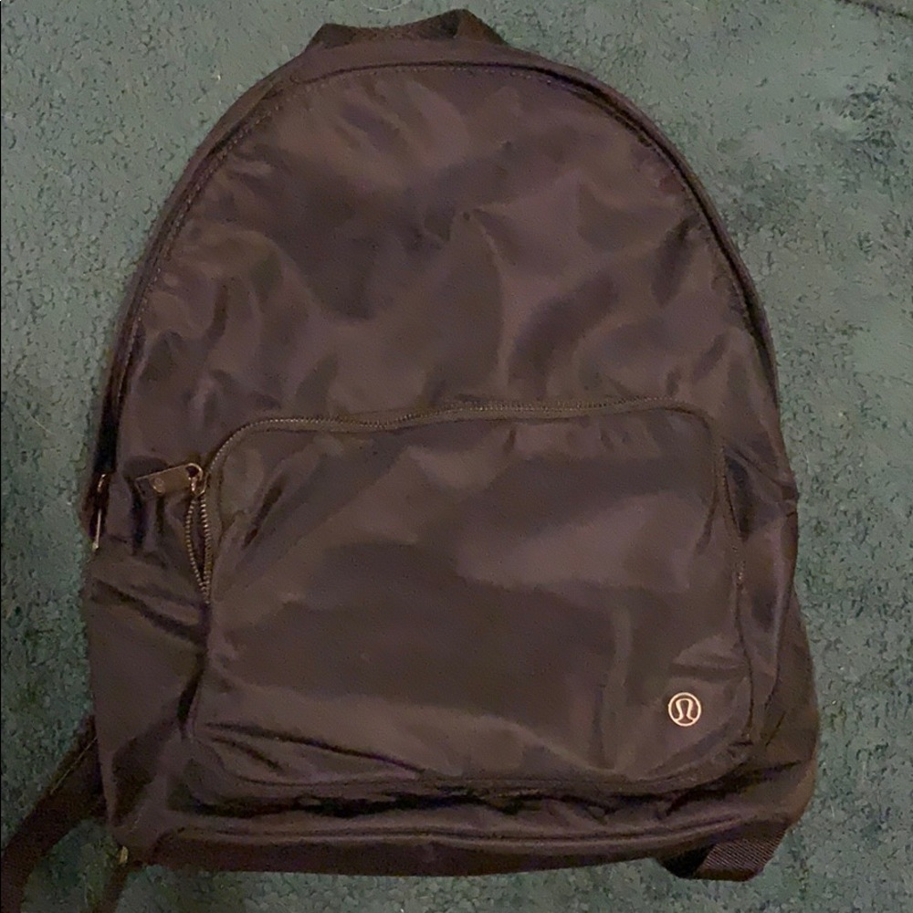 Lululemon everywhere backpack 17L